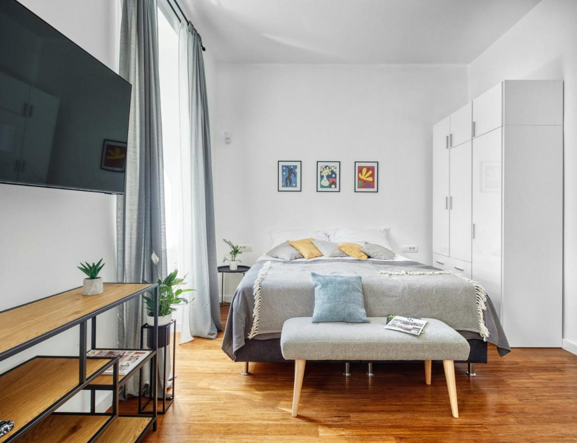 Berry Berry Studios By Flat White Zagreb Extérieur photo